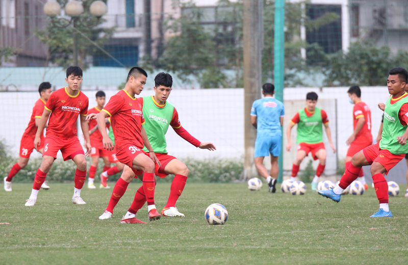 Đội tuyển bóng đá Việt Nam: Đổi mới để vươn xa