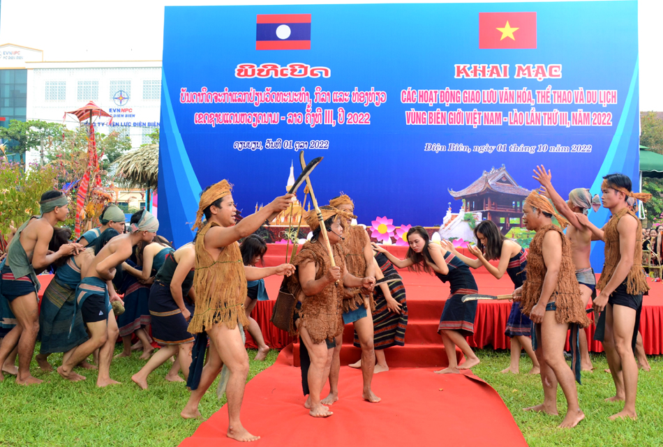 Khai mạc các hoạt động Ngày hội văn hóa, thể thao và du lịch vùng biên giới Việt Nam - Lào
