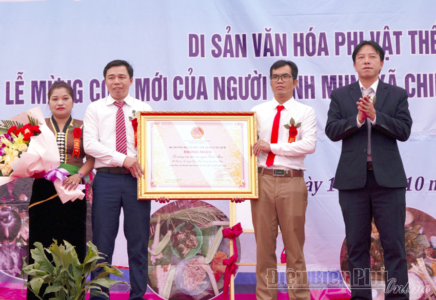 Công bố, trao chứng nhận di sản văn hóa phi vật thể quốc gia Lễ Mừng cơm mới người Xinh Mun 