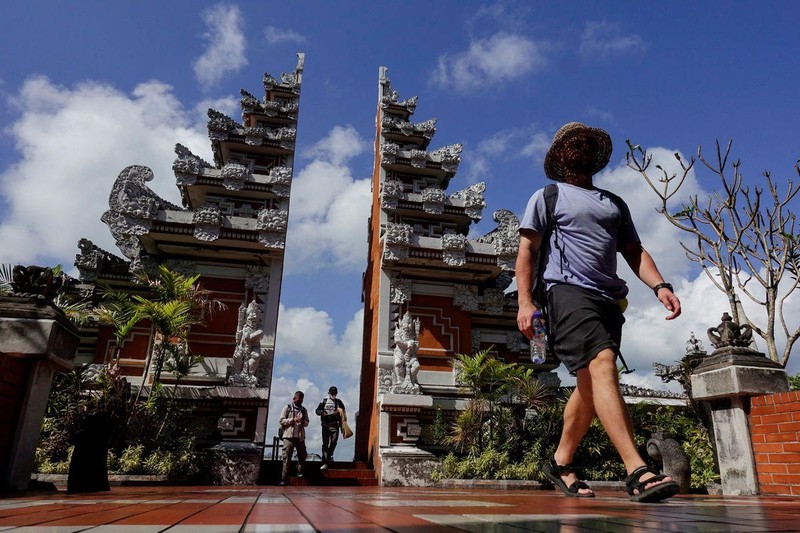 Lượng khách nước ngoài đến Indonesia tăng cao trong tháng 9