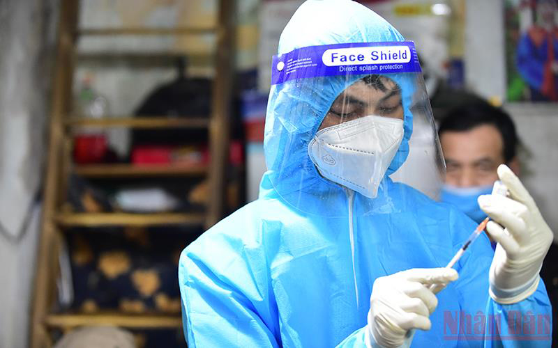 Việt Nam đã tiếp nhận 213,6 triệu liều vaccine phòng Covid-19