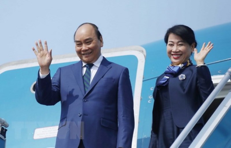 Chủ tịch nước Nguyễn Xuân Phúc bắt đầu thăm cấp Nhà nước tới Singapore