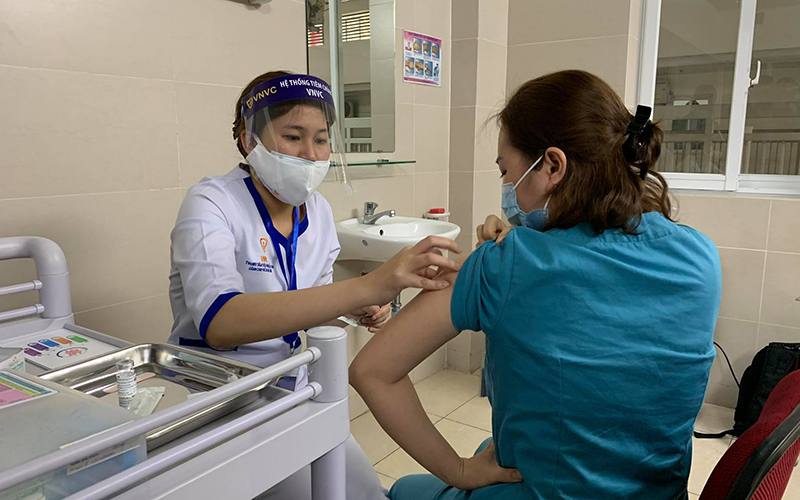Bộ Y tế tăng hạn sử dụng vaccine Covid-19 Abdala của Cuba lên 9 tháng