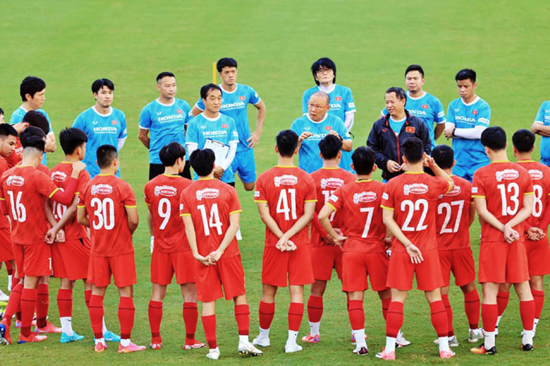 Đội tuyển quốc gia và U23 Việt Nam biến động nhân sự trước ngày hội quân