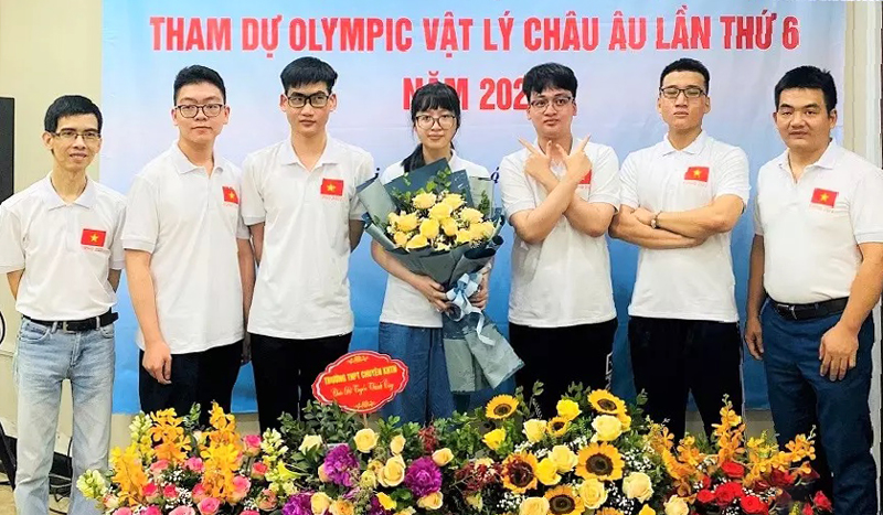 Học sinh Việt Nam giành 3 huy chương tại Olympic vật lý châu Âu