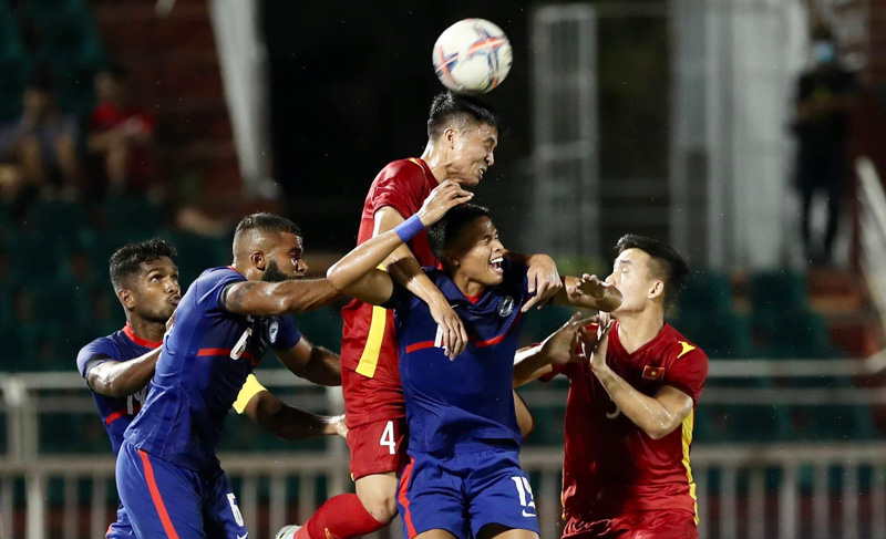 Đội tuyển Việt Nam thắng đậm Singapore tại giải giao hữu