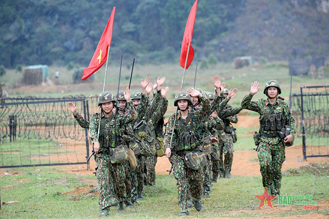 Sĩ quan Quân đội nhân dân Việt Nam chia thành mấy ngạch?