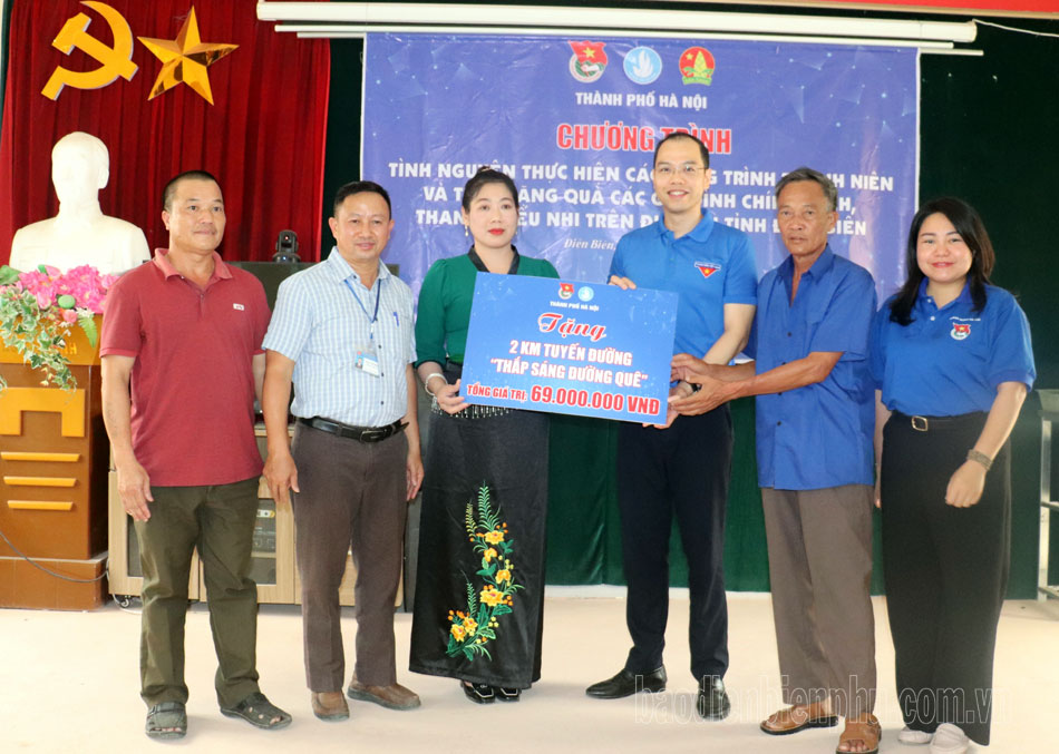 Thành đoàn Hà Nội phối hợp tổ chức Chương trình tình nguyện tại Điện Biên