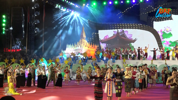 Ấn tượng đêm khai mạc Ngày hội văn hoá Việt – Lào