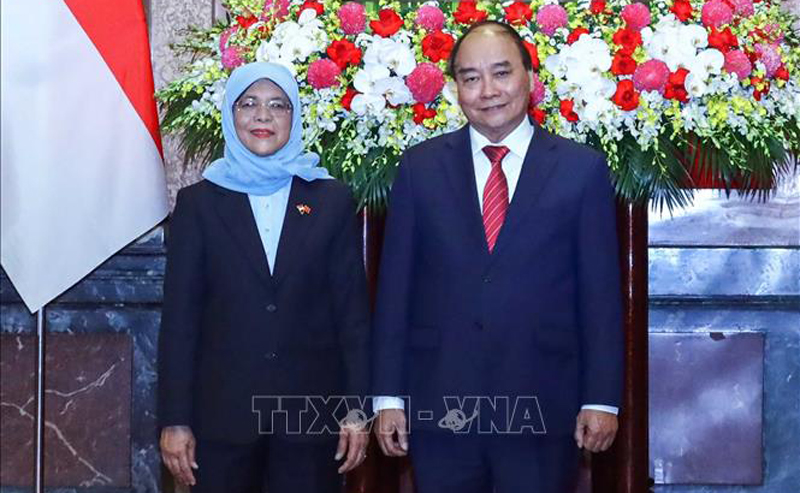 Chủ tịch nước chủ trì Lễ đón và Hội đàm cấp Nhà nước với Tổng thống Singapore