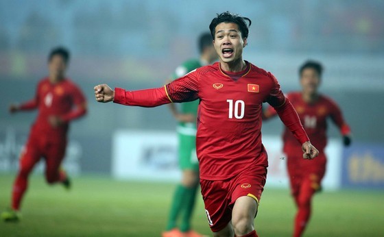 Xuất ngoại thi đấu: Thử thách cực đại cho các cầu thủ Việt Nam