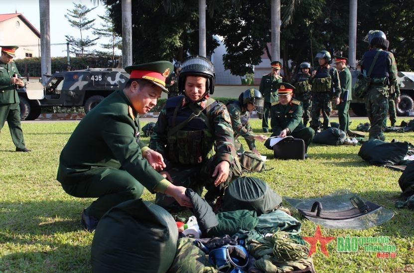 Quân khu 1 kiểm tra công tác sẵn sàng chiến đấu của Bộ CHQS tỉnh Thái Nguyên