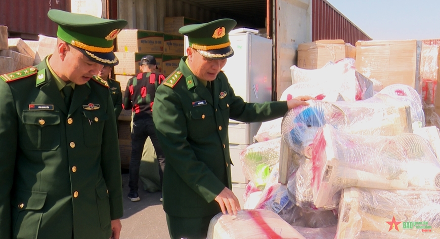 Bộ đội Biên phòng thành phố Hải Phòng bắt giữ các vụ vận chuyển hàng hóa trái phép