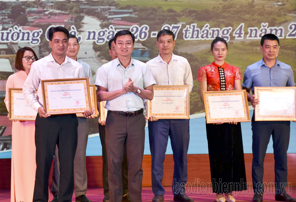 Huyện Điện Biên đoạt giải Nhất thi tuyên truyền lưu động tỉnh 