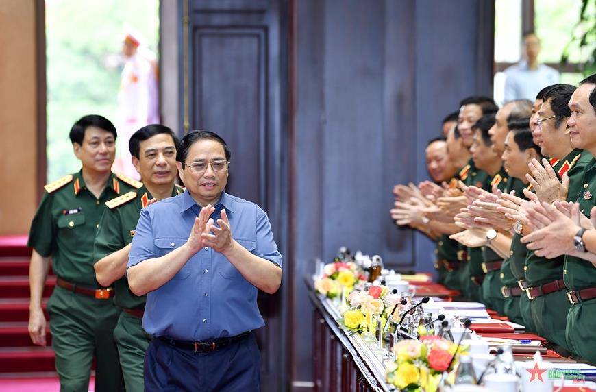 Thủ tướng Phạm Minh Chính dự, chỉ đạo Hội nghị Quân chính toàn quân 6 tháng đầu năm 2023