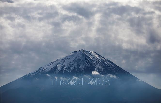 Chính quyền địa phương cảnh báo nguy cơ tai nạn khi leo núi Phú Sĩ