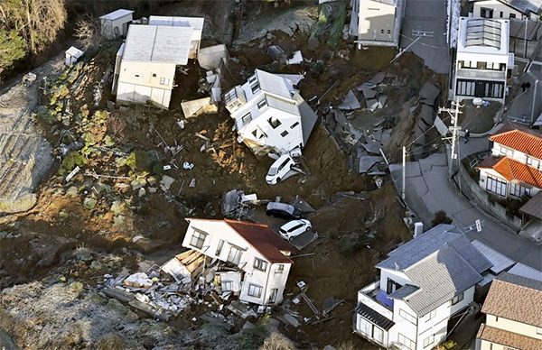 Nhật Bản dỡ bỏ toàn bộ cảnh báo sóng thần