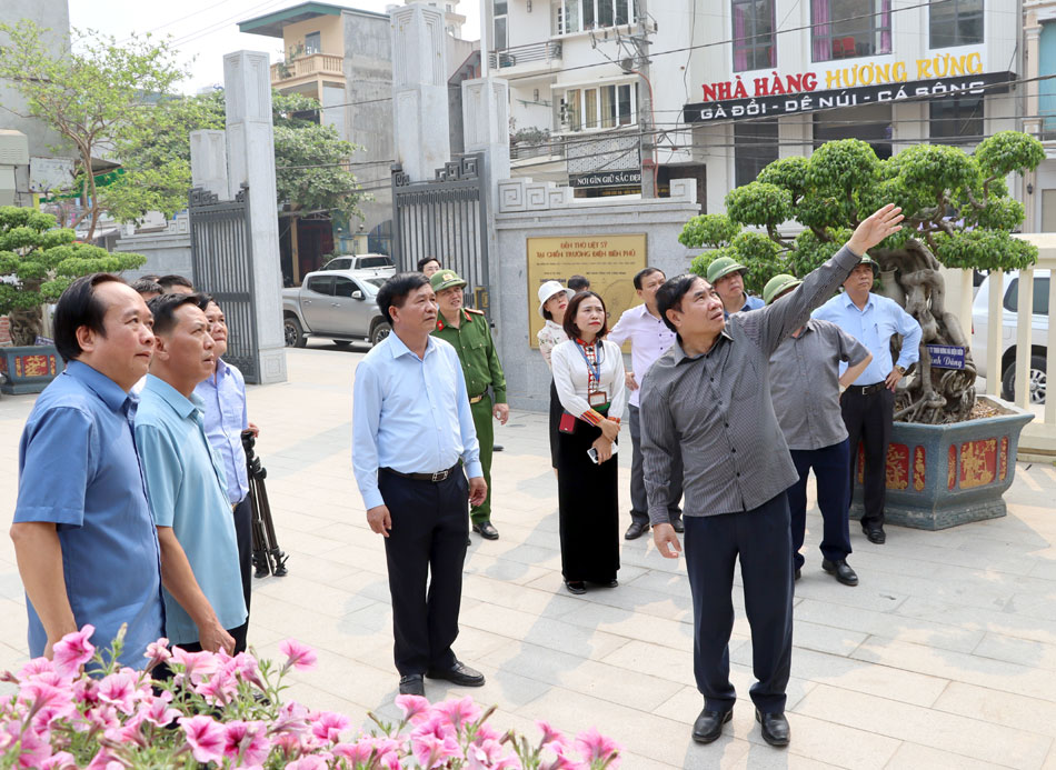 Bí thư Tỉnh ủy Trần Quốc Cường kiểm tra các dự án phục vụ kỷ niệm 70 năm Chiến thắng Điện Biên Phủ 
