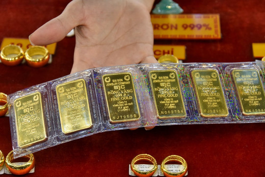 Thủ tướng Chính phủ yêu cầu tăng cường các biện pháp quản lý thị trường vàng