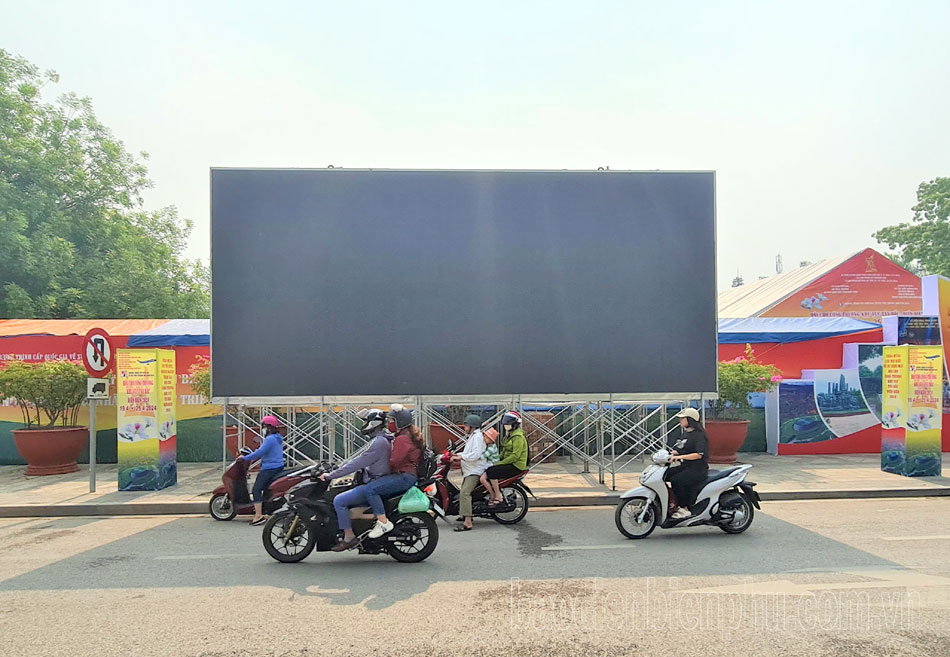 Lắp đặt 33 màn hình Led phục vụ lễ kỷ niệm 70 năm Chiến thắng Điện Biên Phủ