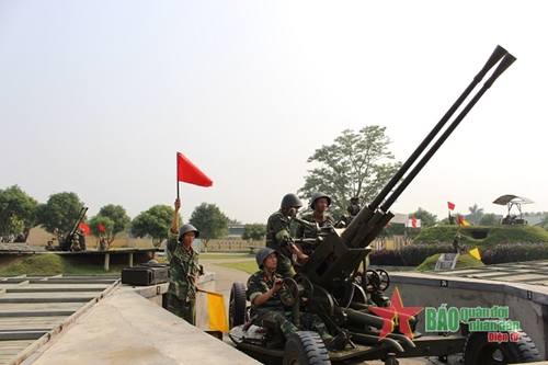 Lực lượng vũ trang Quân khu 4: Thi đua tiếp bước chiến sĩ Điện Biên